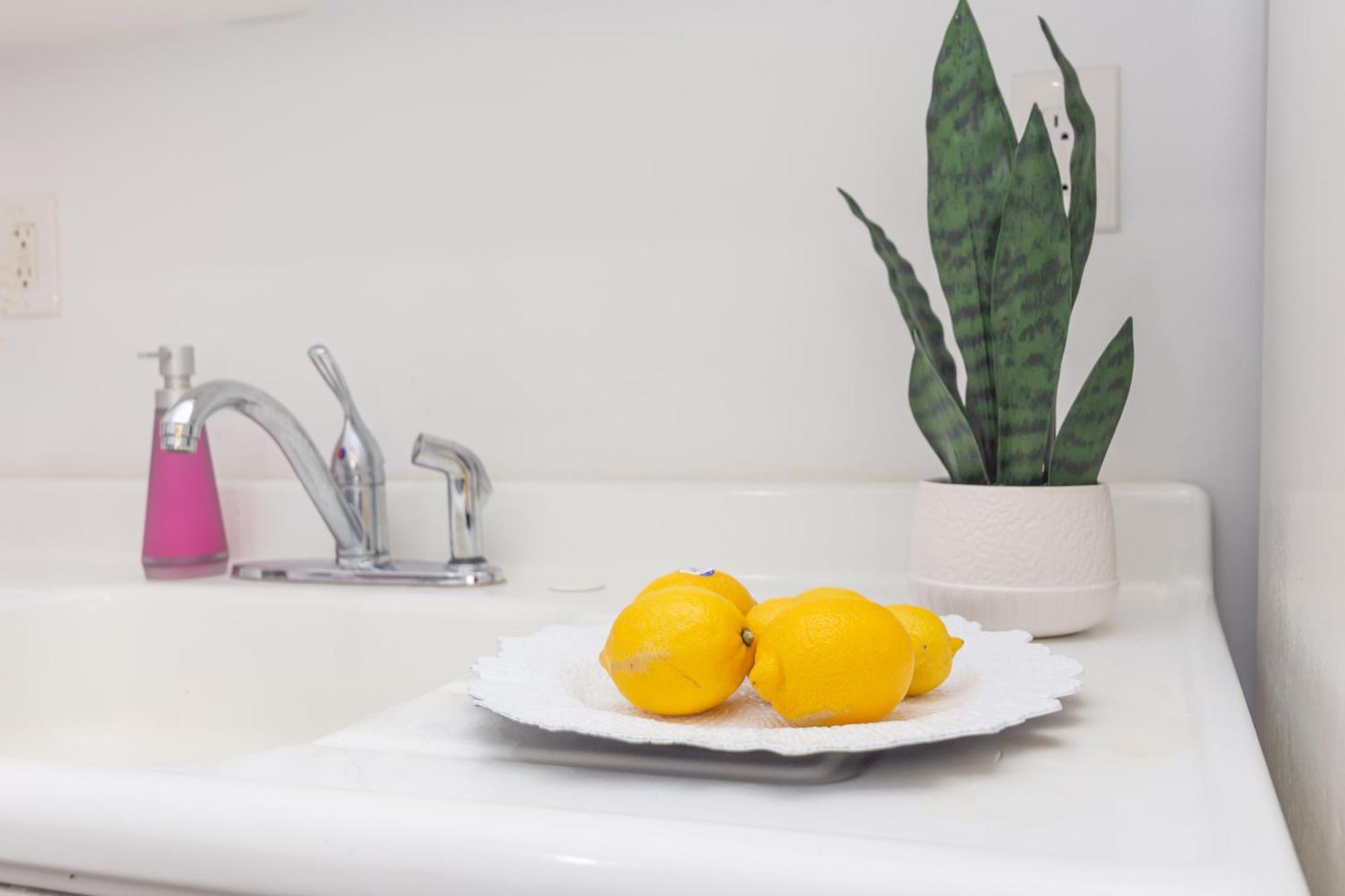 Miami Two Bedroom Apartment - Heart Of Wynwood & Edgewater - Private Parking Spot Kültér fotó